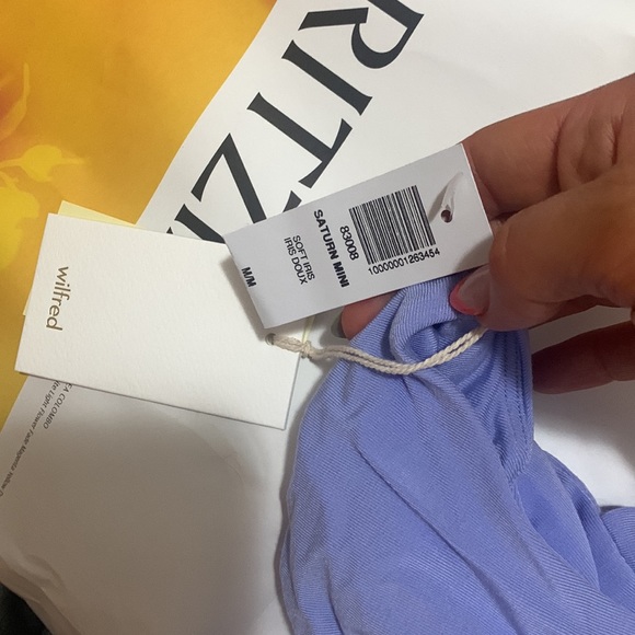 Aritzia wrap dress light blue - Picture 6 of 6